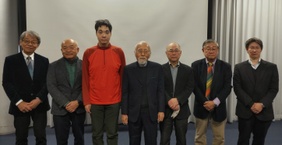 2018年12月講演会の交流会風景